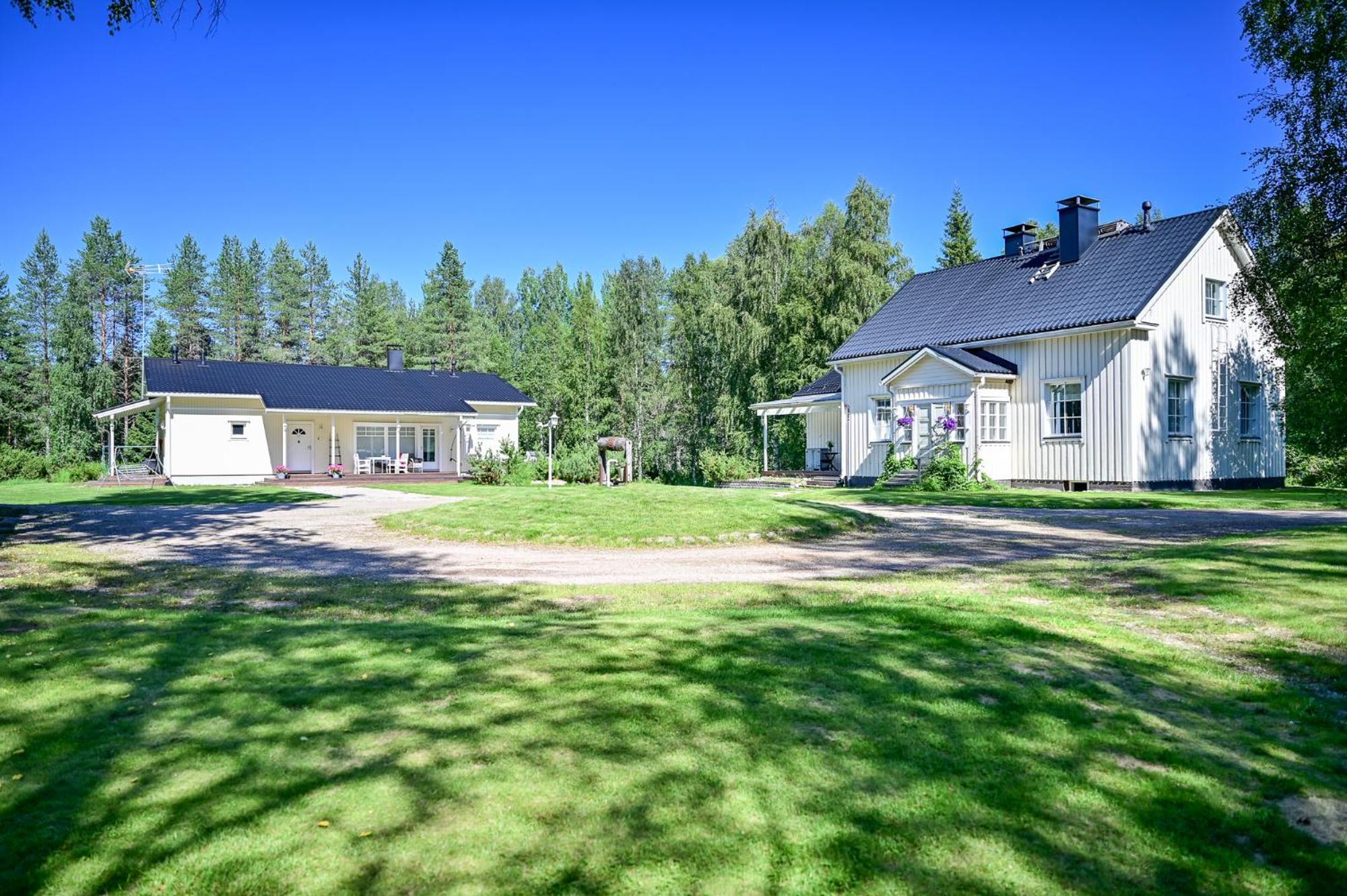 Wanha Rojola Villa *